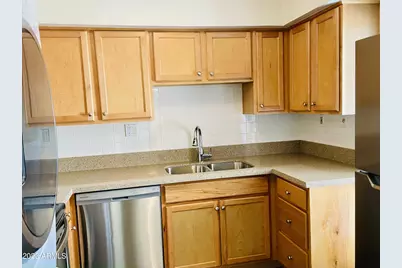 5203 N 24th Street #102, Phoenix, AZ 85016 - Photo 11