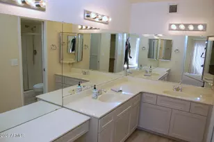 2535 E Villa Theresa Dr, Phoenix, AZ 85032 - Photo 13