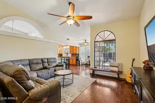 12527 N 83rd Dr, Peoria, AZ 85381 - Photo 5