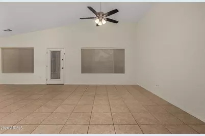 11241 W Davis Lane, Avondale, AZ 85323 - Photo 13