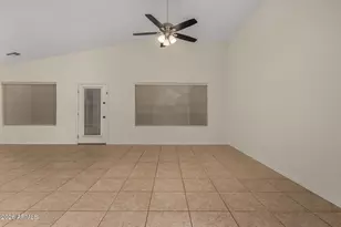 11241 W Davis Ln, Avondale, AZ 85323 - Photo 13