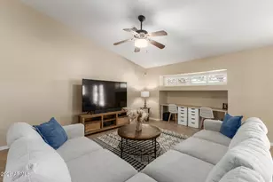 16208 N 174th Ct, Surprise, AZ 85388 - Photo 11