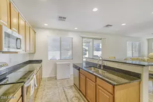 874 E Furness Dr, Gilbert, AZ 85297 - Photo 9