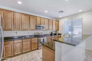 874 E Furness Dr, Gilbert, AZ 85297 - Photo 5