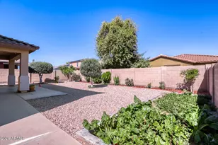 874 E Furness Dr, Gilbert, AZ 85297 - Photo 15