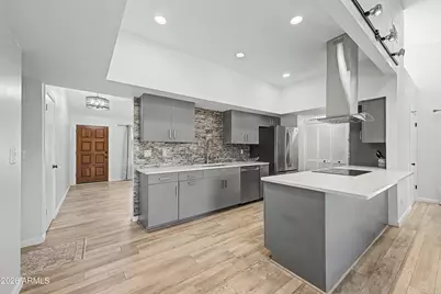 330 W Cardeno Circle, Litchfield Park, AZ 85340 - Photo 9