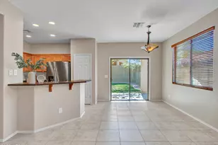 3825 W Desert Creek Ln, Phoenix, AZ 85086 - Photo 9