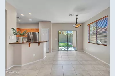 3825 W Desert Creek Lane, Phoenix, AZ 85086 - Photo 11