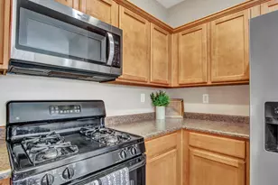 3825 W Desert Creek Ln, Phoenix, AZ 85086 - Photo 15