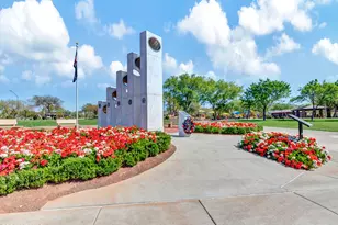 3825 W Desert Creek Ln, Phoenix, AZ 85086 - Photo 39