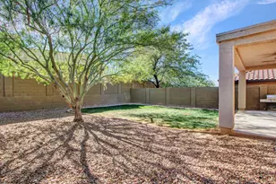 3825 W Desert Creek Ln, Phoenix, AZ 85086 - Photo 33