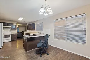 2233 W Alta Vista Rd, Phoenix, AZ 85041 - Photo 7