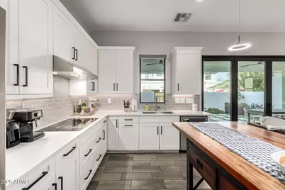 3132 E Cheryl Drive, Phoenix, AZ 85028 - Photo 11