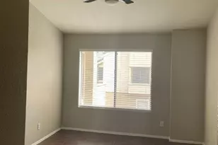 2035 S Elm St, Tempe, AZ 85282 - Photo 9