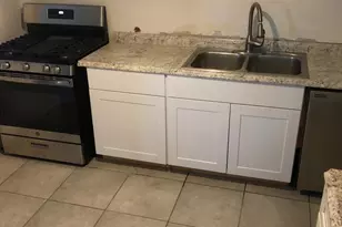 18 E Valencia Dr, Phoenix, AZ 85042 - Photo 3