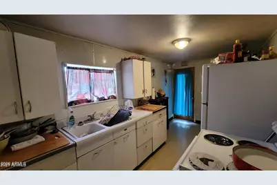 824 E Monroe Avenue, Buckeye, AZ 85326 - Photo 19