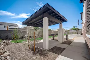 3645 E Earll Dr, Phoenix, AZ 85018 - Photo 27