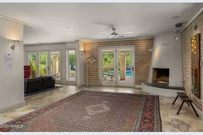 3921 E San Miguel Avenue, Paradise Valley, AZ 85253 - Photo 11