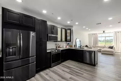 4455 E Paradise Village Parkway #1032, Phoenix, AZ 85032 - Photo 5