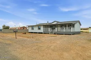 26986 W Desert Crest St, Casa Grande, AZ 85193 - Photo 3