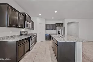 27358 N 174th Ln, Surprise, AZ 85387 - Photo 9