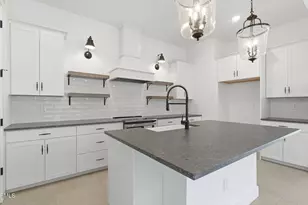 42088 N Tiger Wy, San Tan Valley, AZ 85140 - Photo 3