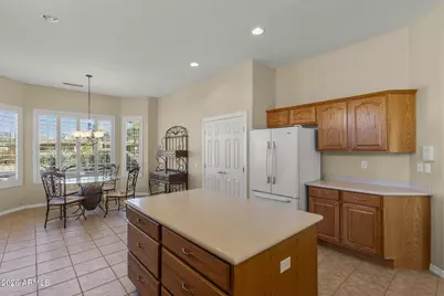 16935 W Desert Blossom Way, Surprise, AZ 85387 - Photo 11