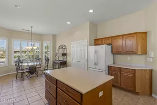 16935 W Desert Blossom Way, Surprise, AZ 85387 - Photo 11
