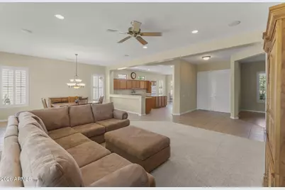 16935 W Desert Blossom Way, Surprise, AZ 85387 - Photo 5