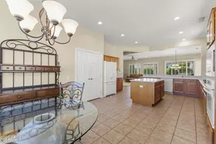 16935 W Desert Blossom Way, Surprise, AZ 85387 - Photo 13