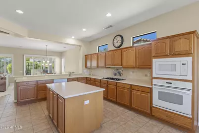 16935 W Desert Blossom Way, Surprise, AZ 85387 - Photo 13