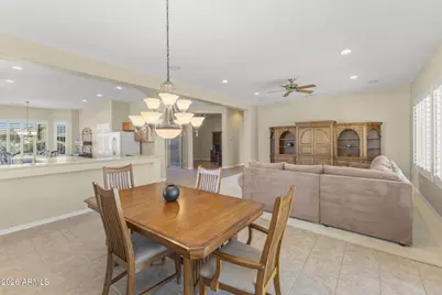 16935 W Desert Blossom Way, Surprise, AZ 85387 - Photo 9