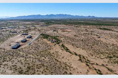 5-A Radford Road #A, Wittmann, AZ 85361 - Photo 7