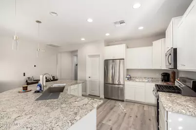 6373 W Pleasant Oak Court, Florence, AZ 85132 - Photo 11