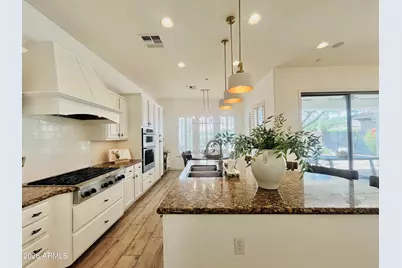 12406 W Morning Vista Lane, Peoria, AZ 85383 - Photo 17