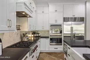 3980 E Navigator Ln, Phoenix, AZ 85050 - Photo 13