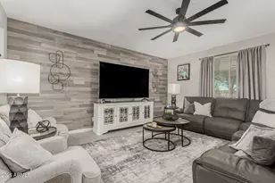 10622 W Crown King Rd, Tolleson, AZ 85353 - Photo 7