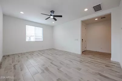 7680 W Honeysuckle Drive, Peoria, AZ 85383 - Photo 11