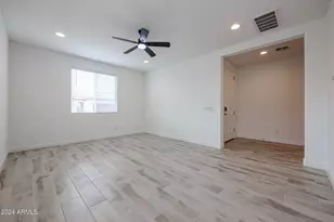 7680 W Honeysuckle Dr, Peoria, AZ 85383 - Photo 11