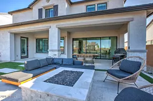 6930 S Spgs Pl, Chandler, AZ 85249 - Photo 9