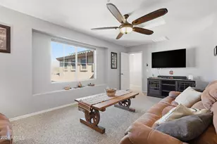 7451 W Montgomery Rd, Peoria, AZ 85383 - Photo 19