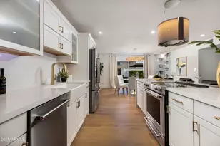 8135 E Vista Dr, Scottsdale, AZ 85250 - Photo 13