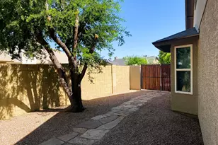 4057 E Wescott Dr, Phoenix, AZ 85050 - Photo 27