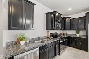 8942 N 102nd Ln, Peoria, AZ 85345 - Photo 13