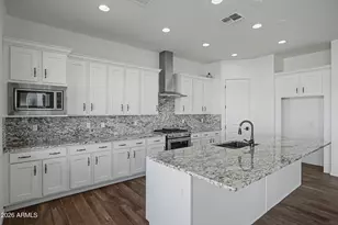 8032 E June Cir, Mesa, AZ 85207 - Photo 9