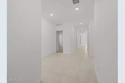 15913 W Cottontail Lane, Surprise, AZ 85387 - Photo 3