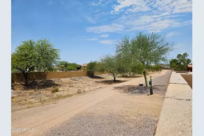 32310 N Cherry Creek Road, San Tan Valley, AZ 85144 - Photo 27