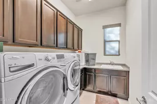 1610 W Blaylock Dr, Phoenix, AZ 85085 - Photo 15