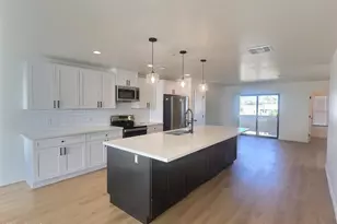 2502 E Paradise Ln, Phoenix, AZ 85032 - Photo 3