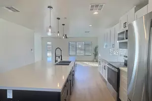 2502 E Paradise Ln, Phoenix, AZ 85032 - Photo 5